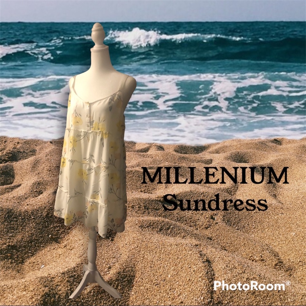MILLENIUM floral sundress summer Flowy boho size large white yellow floral